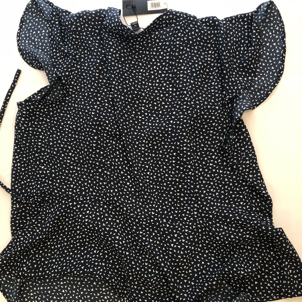 NWT Banana Republic's Leaf Print Ruffle-Wrap Top - Picture 7 of 7